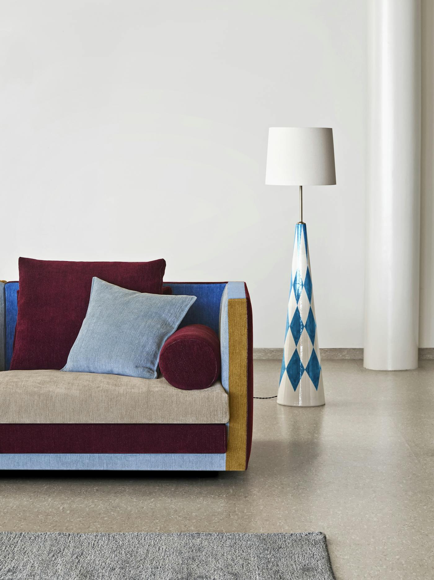 Cocoon sofa Multi colour Bauhaus CLOSE UP 0074