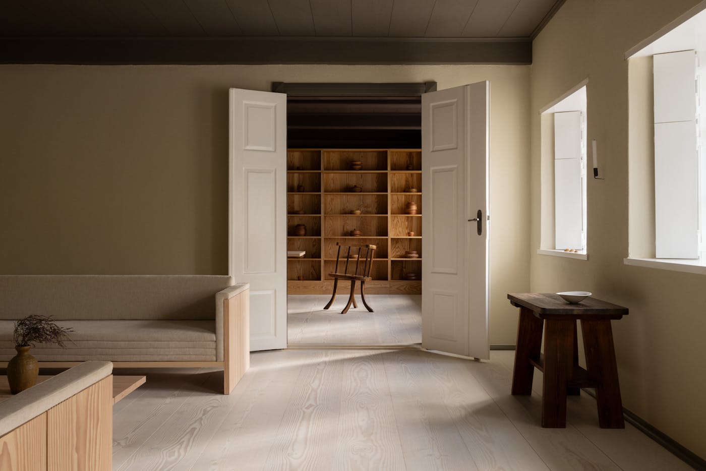 Dinesen Country Home Douglas Classic Lye and White Soap 8m 300 mm 35 mm Jørgen Overbys Tegnestue Photo Monica Grue Steffensen 10