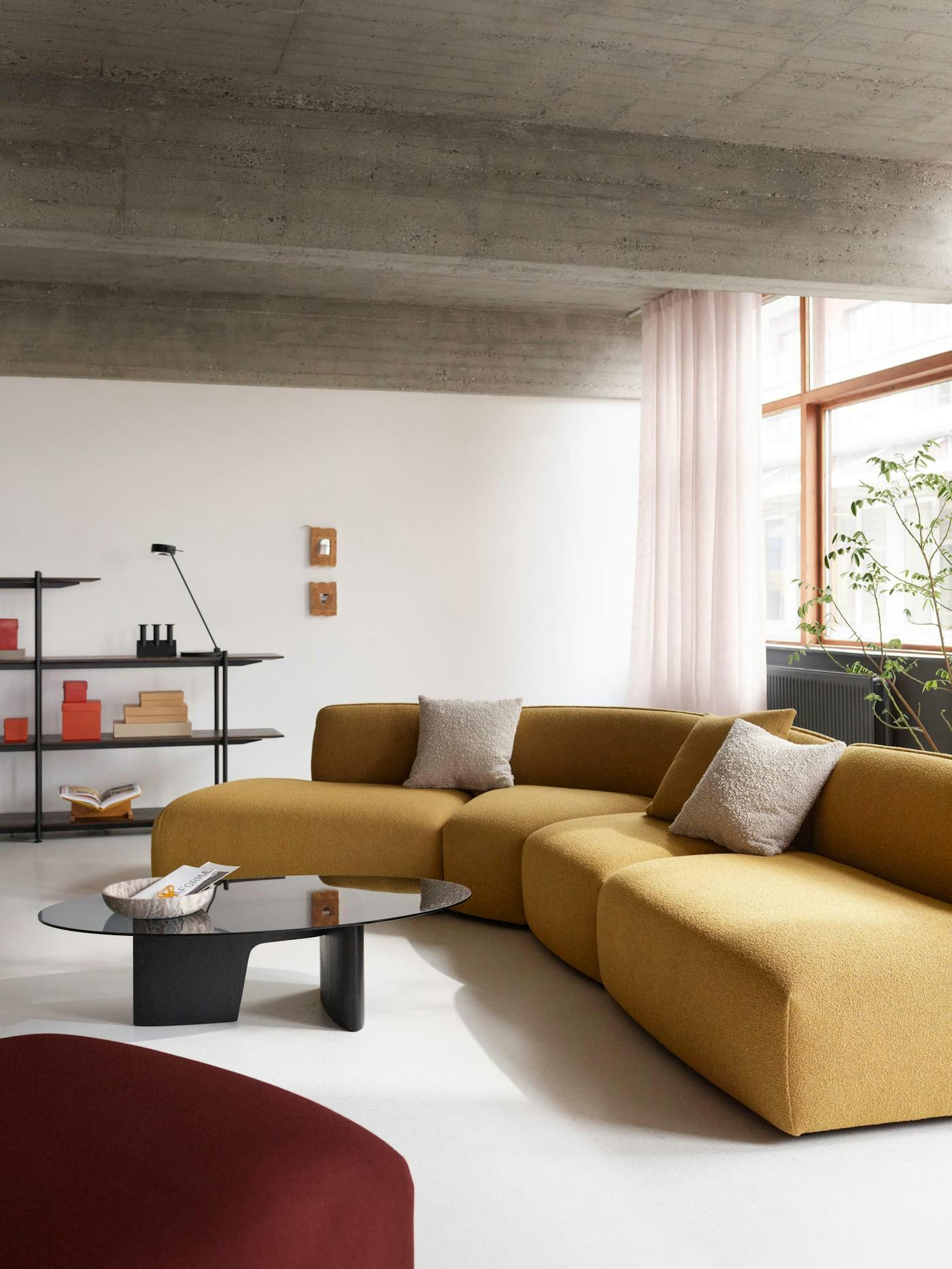 Wendelbo Panorama mod 8 13 3 6 Cuddle col 12 Panorama mod 14 Steelcut 3 col 655 Glyph Coffee Table Oval Formal Shelving config 16 300 dpi