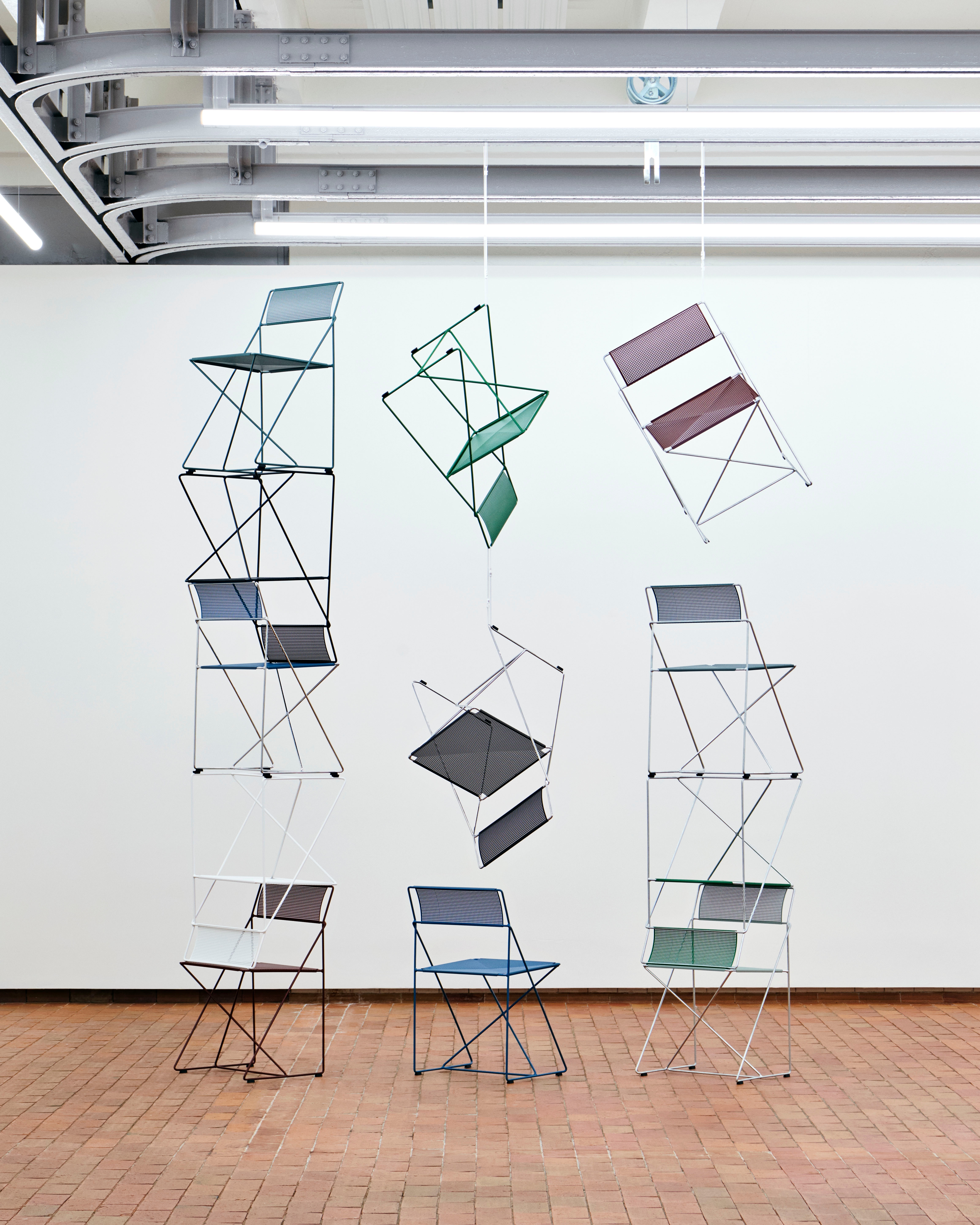X Line Chair family 05