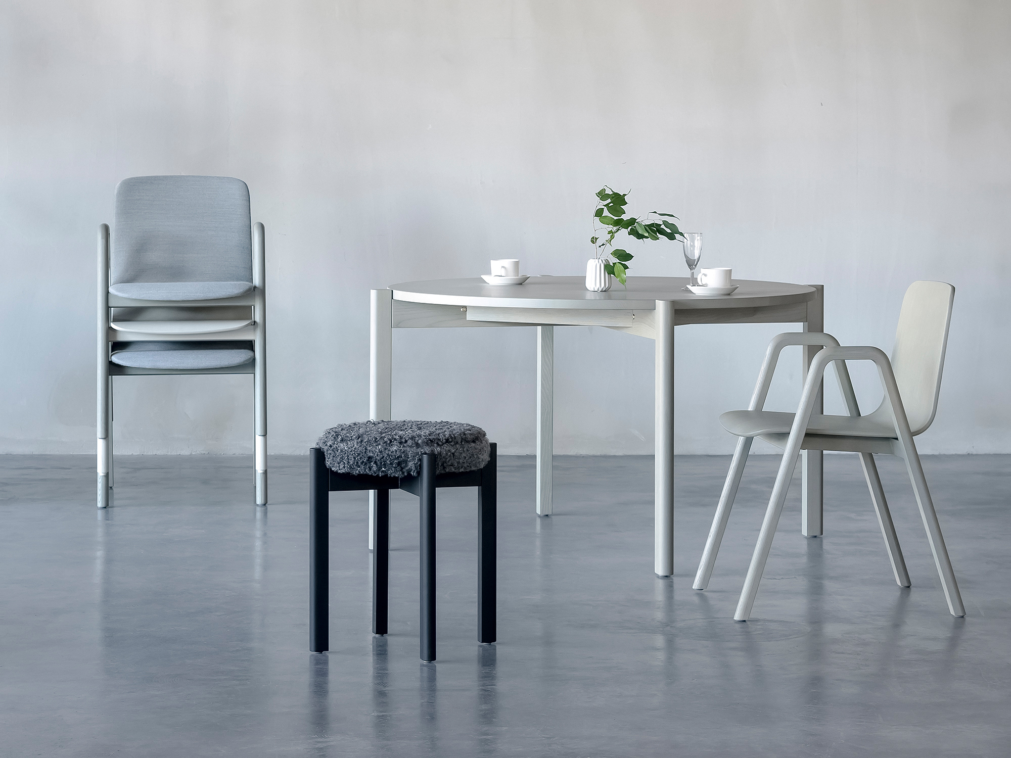 Inno naku table stool stackingchair01